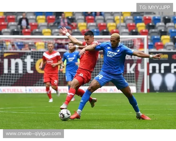 门兴球迷情绪低落 主场气氛紧张球队表现引发不满